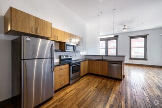 2BR, 2BA - 977SF - Kitchen - 1322 W Broad St