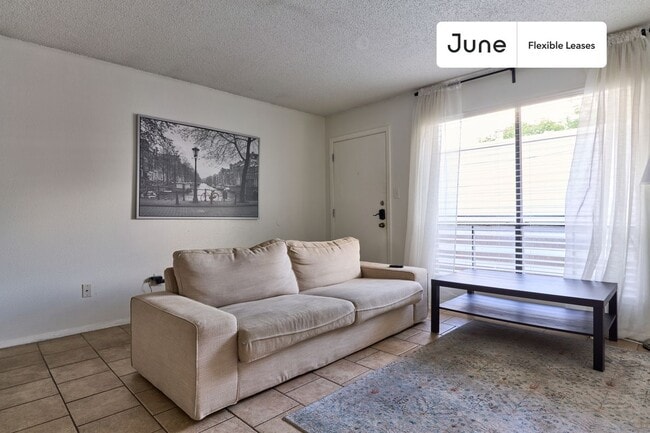 Building Photo - 408 West 37th Street