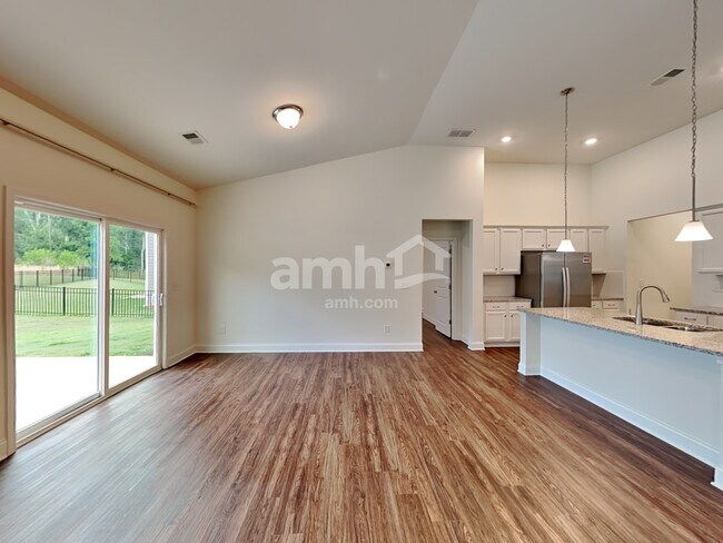 Foto del edificio - 5215 Smithbriar Dr