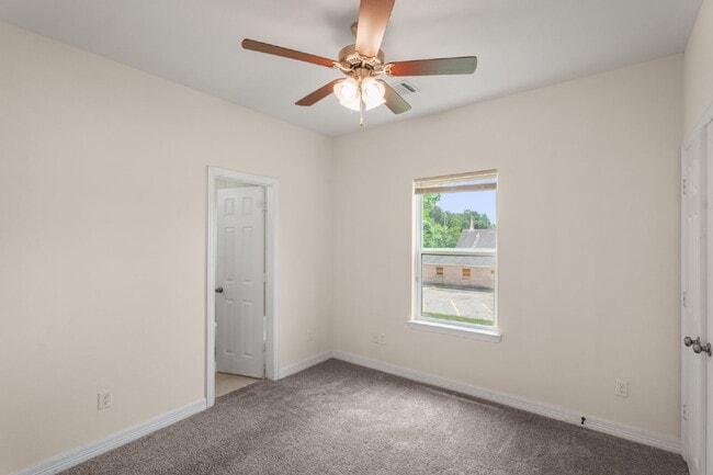 Ready to upgrade your rental? - Ready to upgrade your rental? Apartment