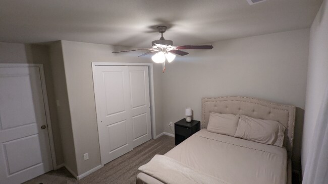 Foto del edificio - 8834 Intervale St