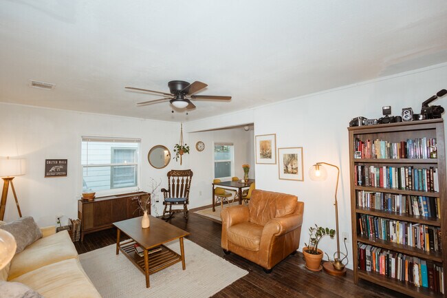 Foto del edificio - 3412 Homan Ave