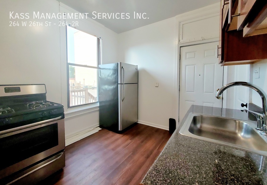 Primary Photo - 264 W 26th St