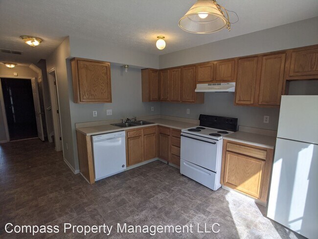Building Photo - 4 br, 3 bath House - 2946 Carson Dr