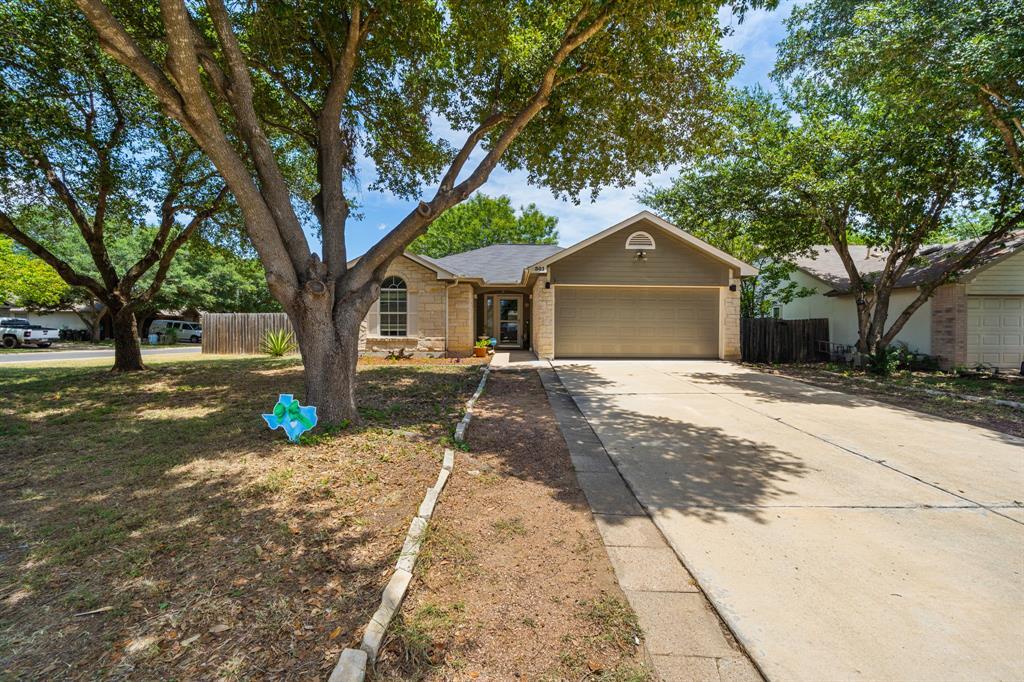 Foto principal - 301 Zebra Dr