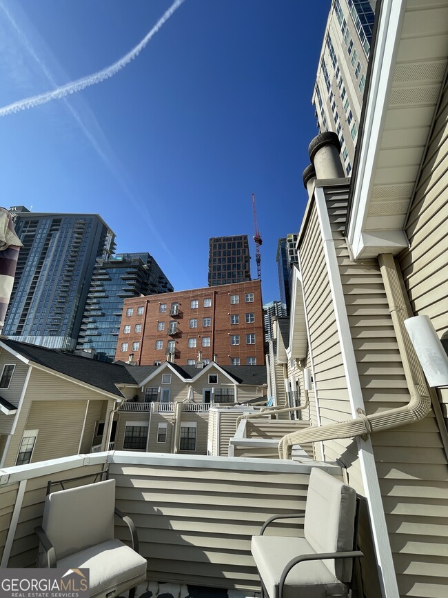 Building Photo - 1050 Piedmont Ave NE