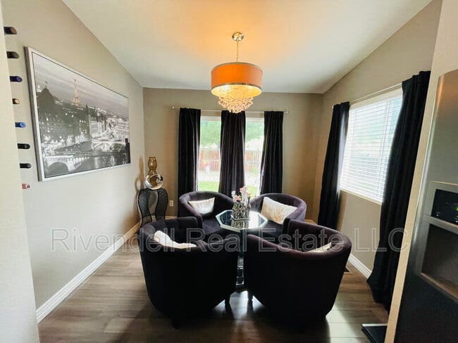 Building Photo - 7229 Pine Hills Way