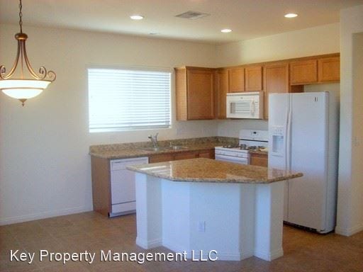 Building Photo - 3504 Tesoro del Valle Ct