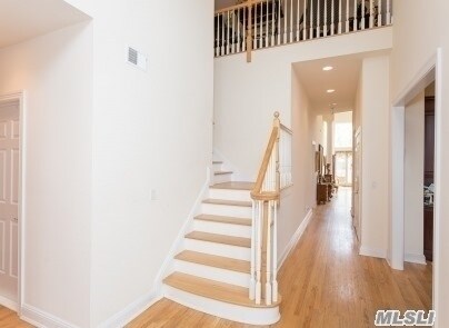 Building Photo - 37 Wilkshire Cir