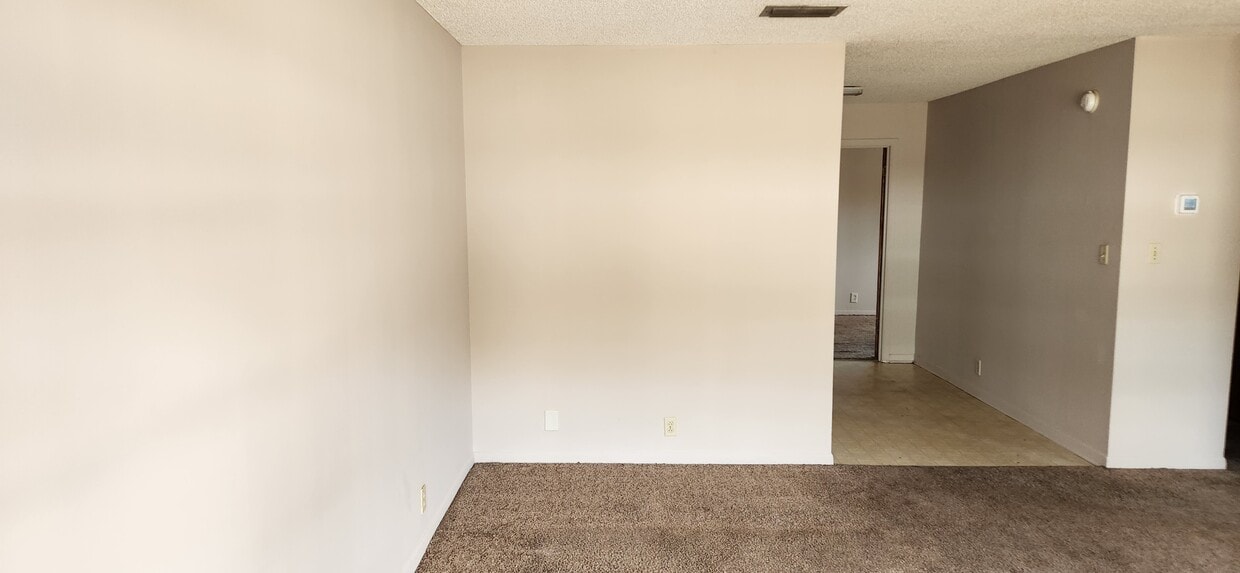 Primary Photo - 235 Mimosa Dr