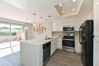 Building Photo - 355 Stanford