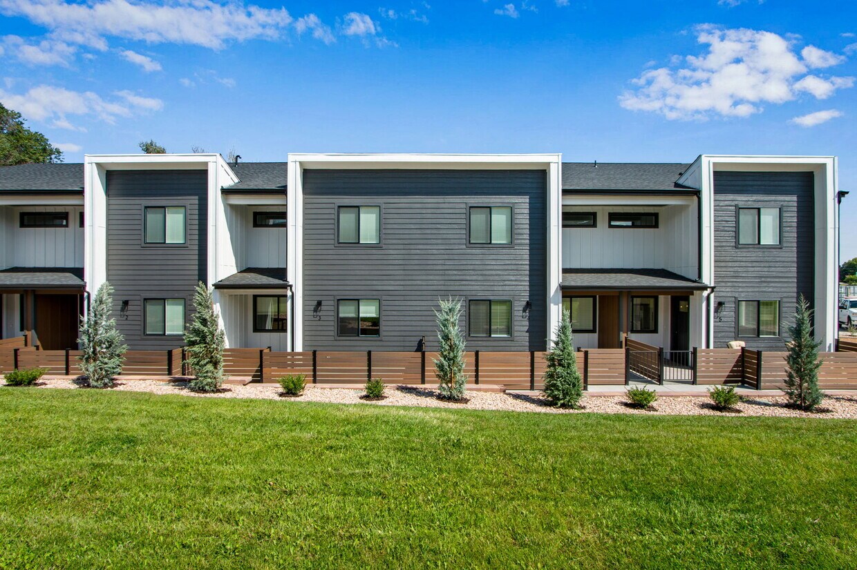 Foto del edificio - 2947 W 20th St