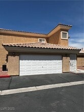 Building Photo - 6905 Cobre Azul Ave