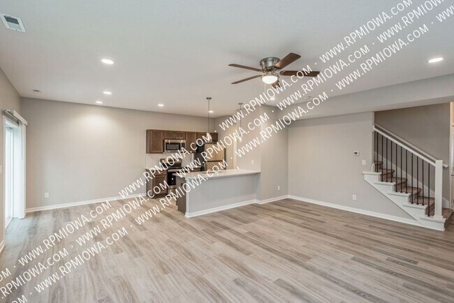 Foto del edificio - 250 Amberwood Dr