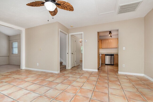 Building Photo - 4210 Hog Valley Rd
