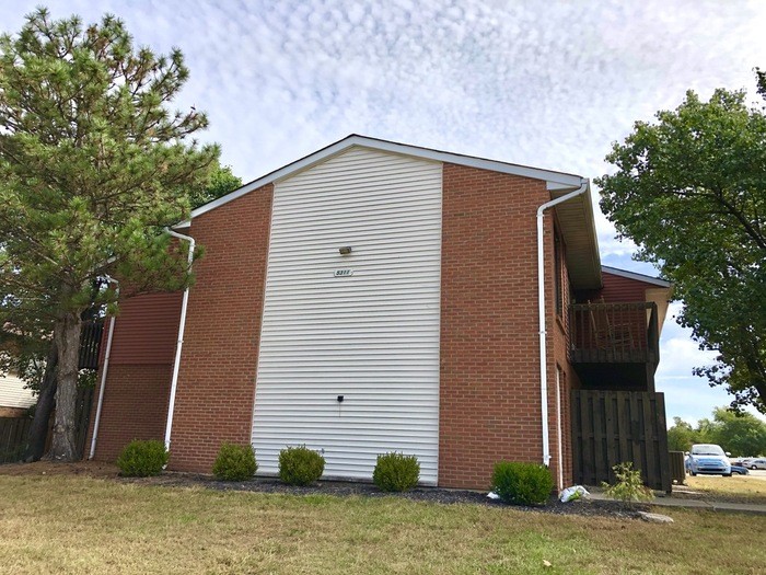 Primary Photo - 5311 Boehm Dr