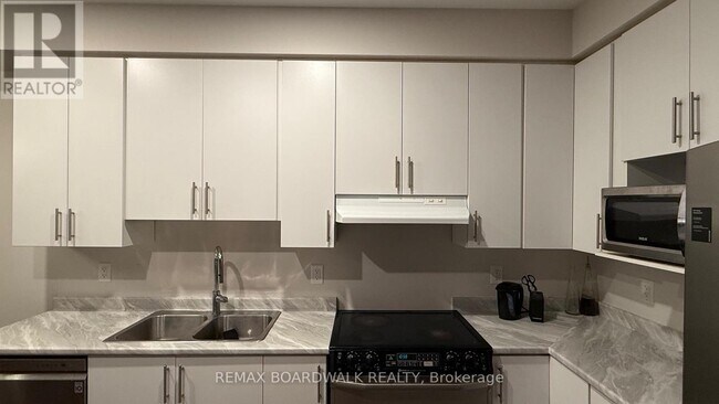 Photo du bâtiment - 308 Livery St