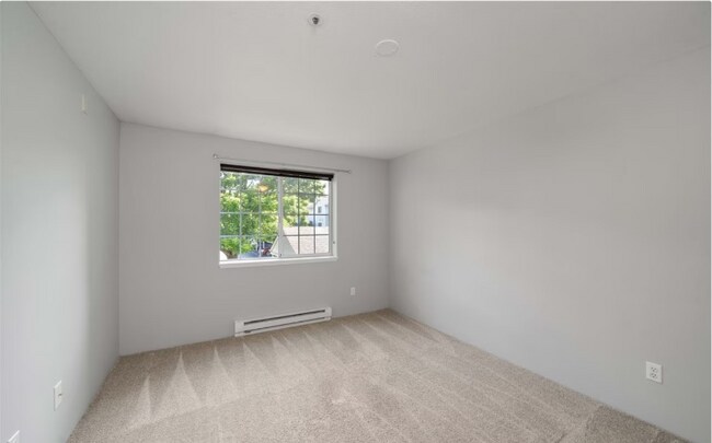 Building Photo - 15500 Six Penny Ln