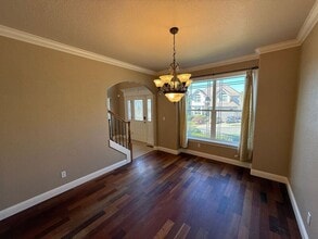Building Photo - 1690 Titan Dr NW