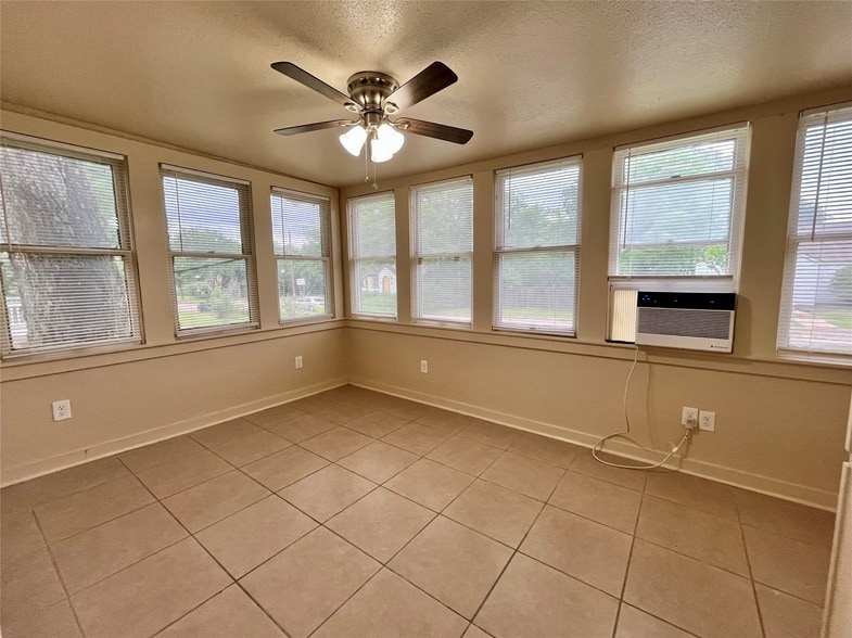 Foto principal - 301 Amarillo St
