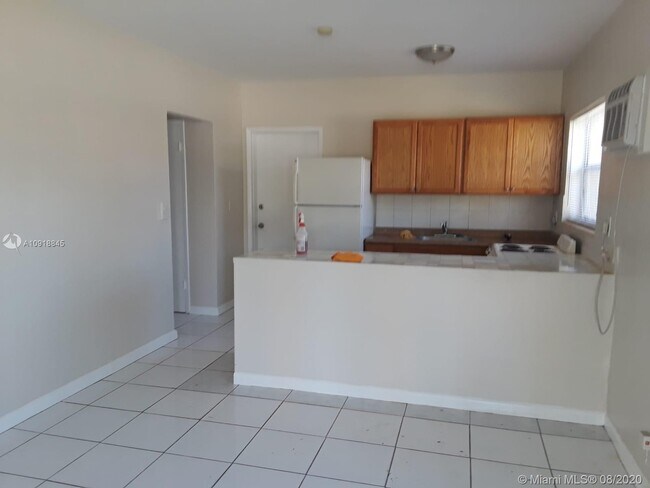Foto del edificio - 16080 NE 19th Pl
