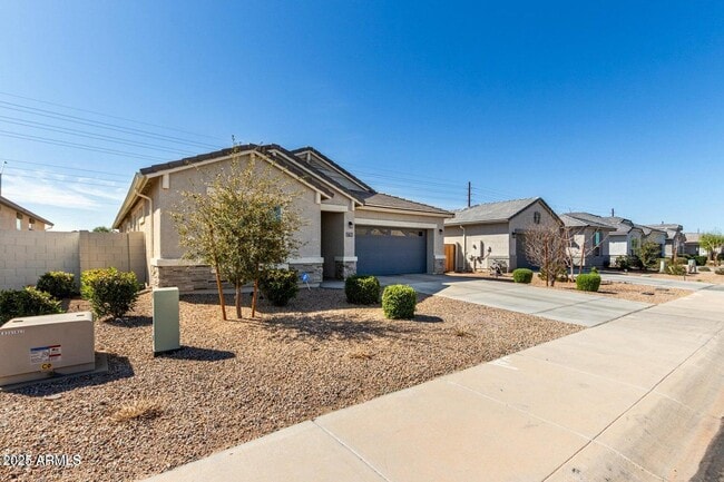 Foto del edificio - 37783 W San Sisto Ave