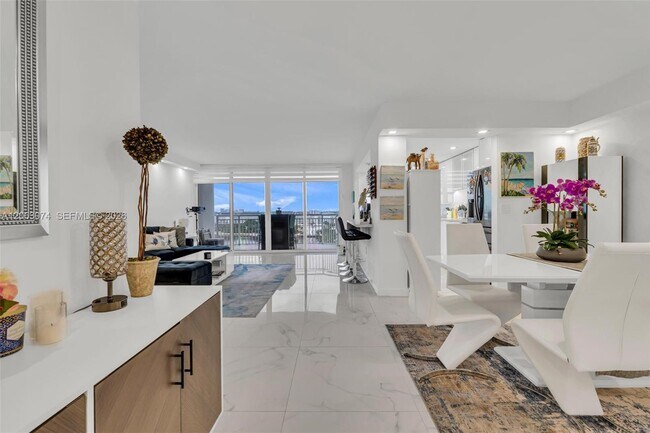 Foto del edificio - 18071 Biscayne Blvd