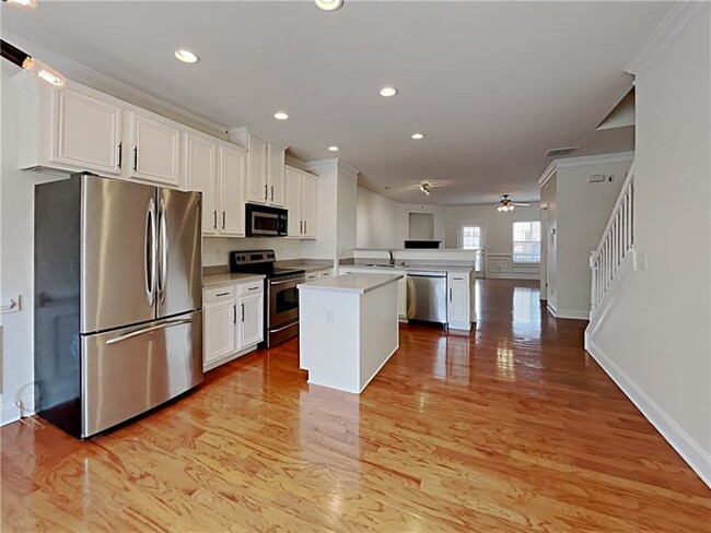 Building Photo - 5592 Winter Oak Wy