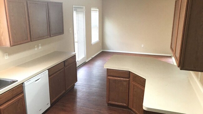 Building Photo - 18114 Valebluff Ln