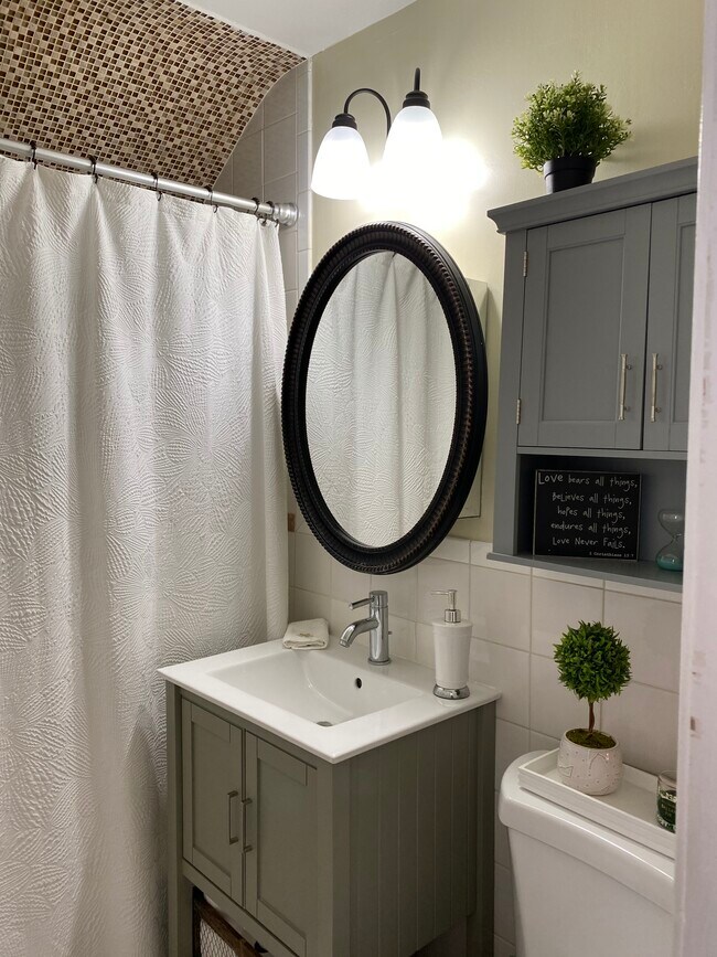 Bathroom - 450 East Ave