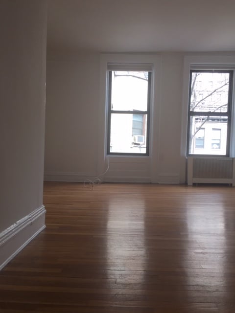 Building Photo - 27 E 63rd St