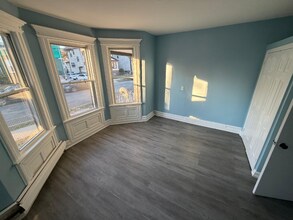 Building Photo - 106 N Munn Ave