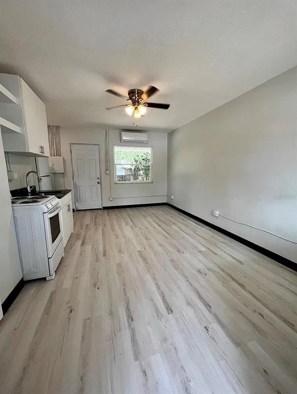 Foto del edificio - 707 Rosery Rd NW