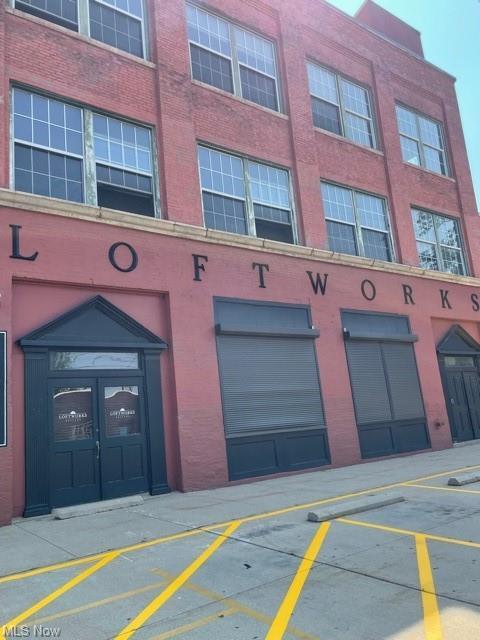 Foto principal - 1667 E 40th St