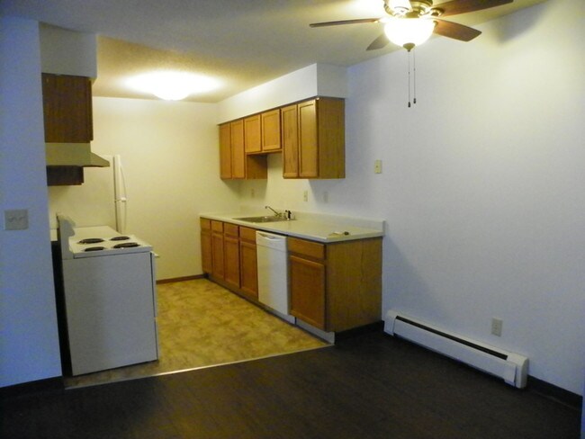 Building Photo - 16 Aossey Ln SW
