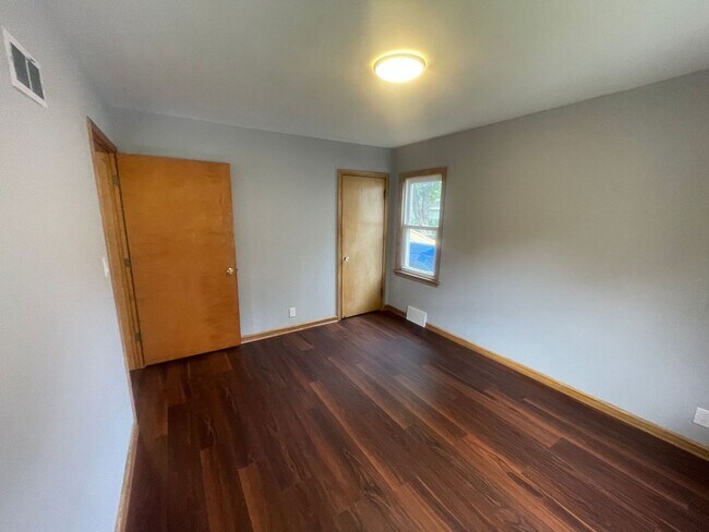 Foto del edificio - 4441 N 40th St