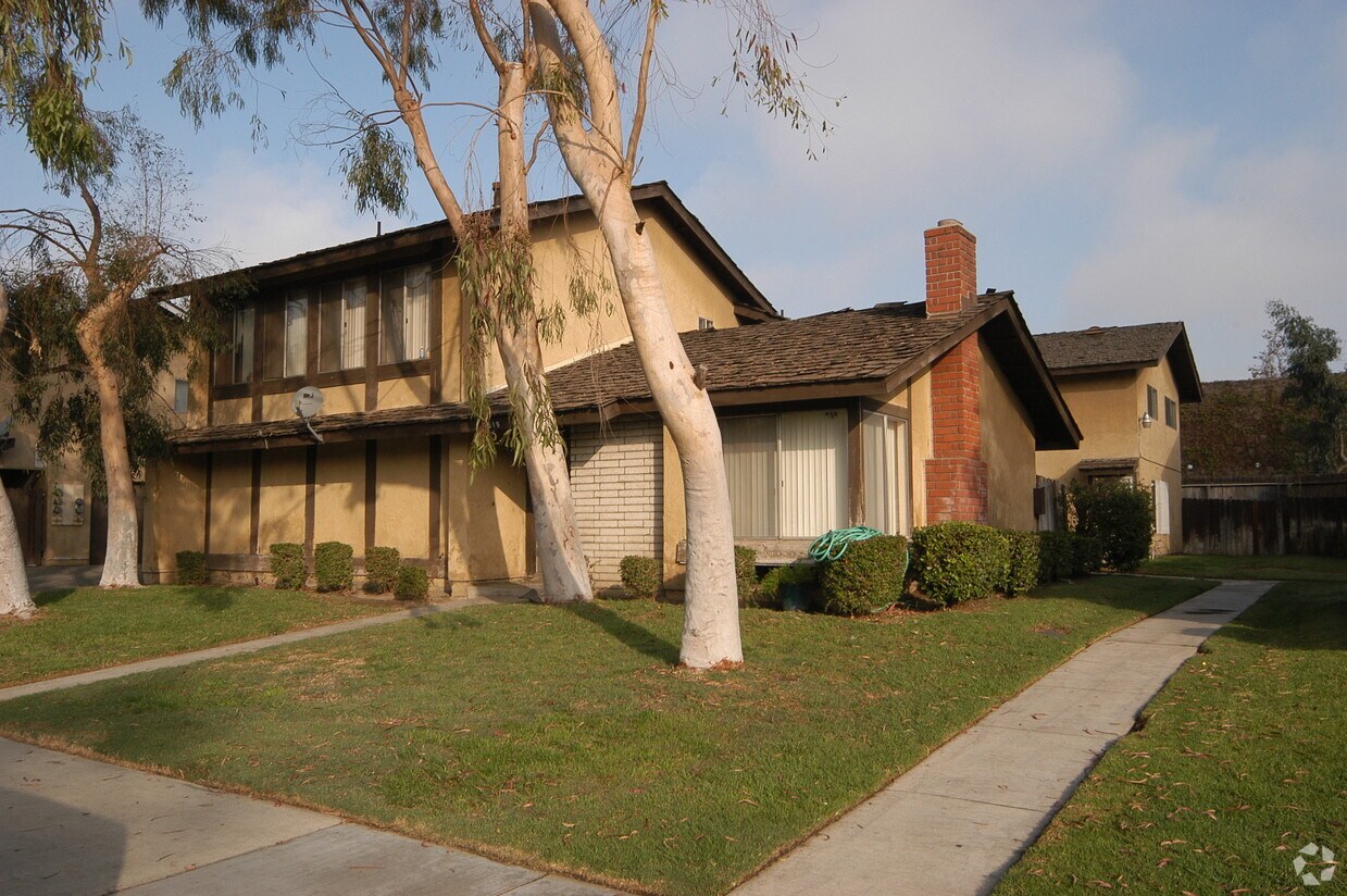 Primary Photo - 1519 Fairfield St