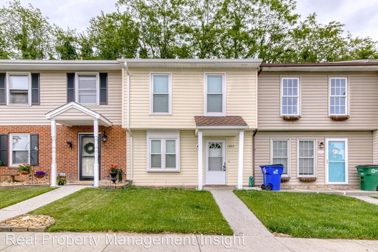 1663 York Dr NW, Christiansburg, VA 24073 House Rental in
