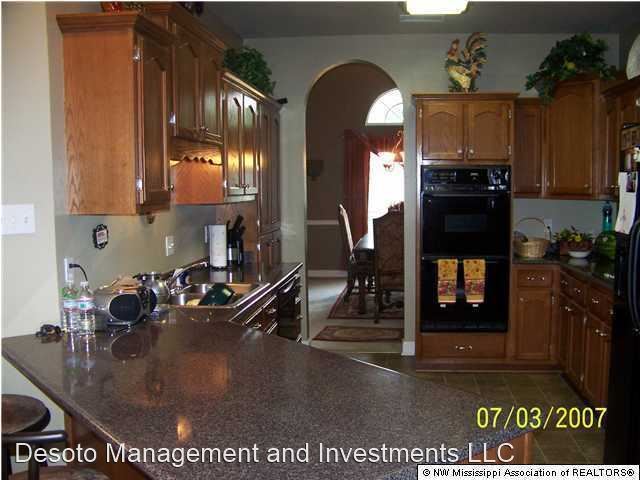 Building Photo - 5 br, 2.5 bath House - 8855 Youngblood
