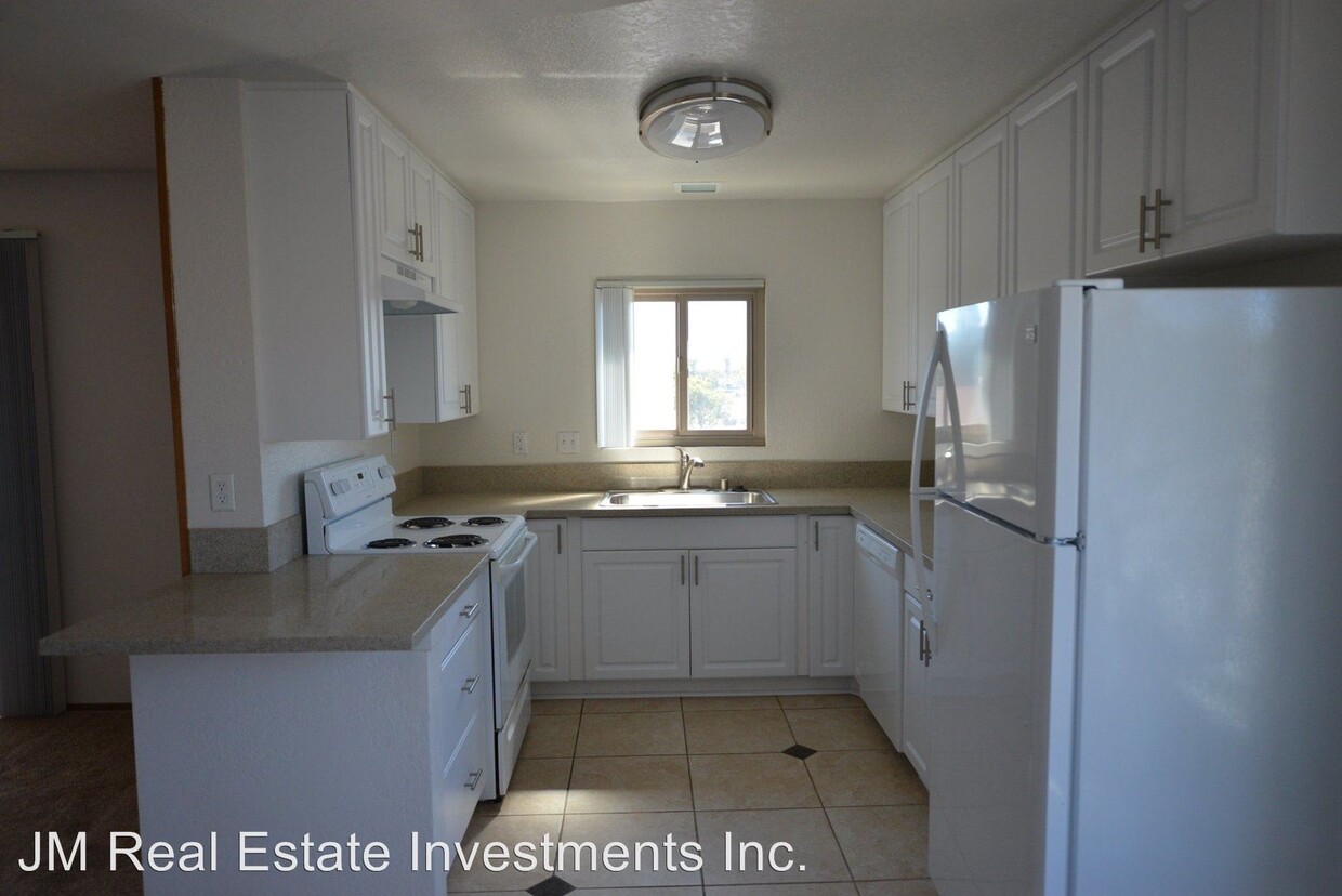 Primary Photo - 4415 Clairemont Dr