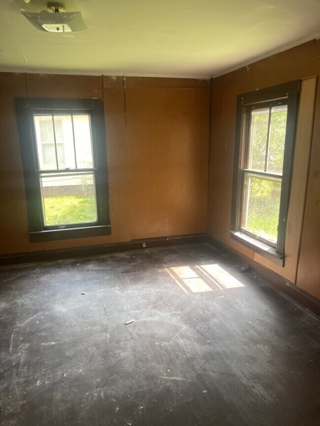 Foto del edificio - "Charming 2-Bedroom Retreat in Laurens - Perfect Comfort Awaits!"