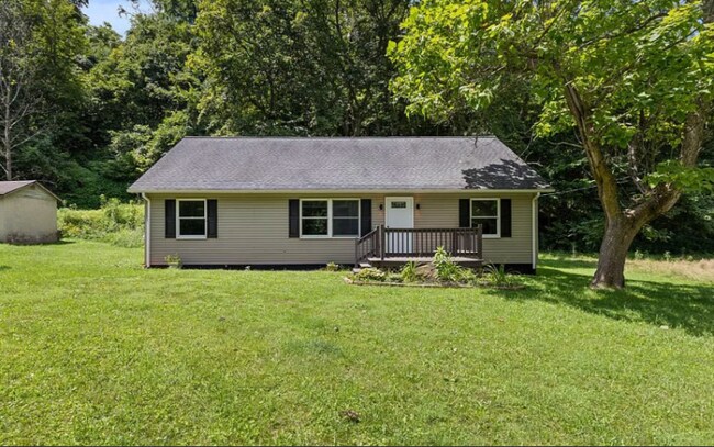 Foto del edificio - 480 Boone Hedges Rd