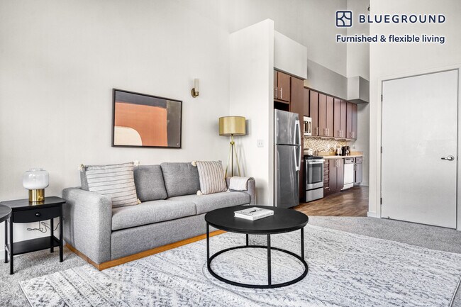 Foto del edificio - 6350 Christie Ave