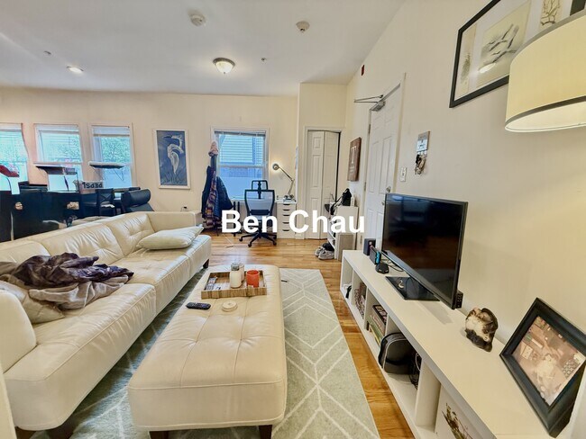 Building Photo - 91 Tremont St