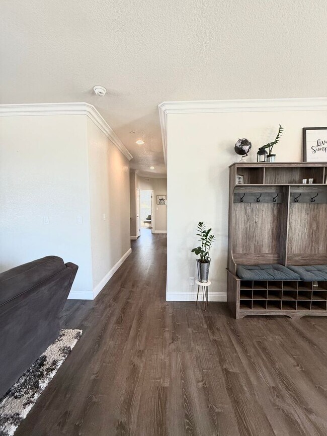 Foto del edificio - BEAUTIFUL 4 BEDROOM 2 BATH HOME IN ARROYO ...