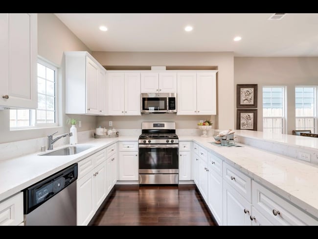 Building Photo - 271 Via Las Casitas