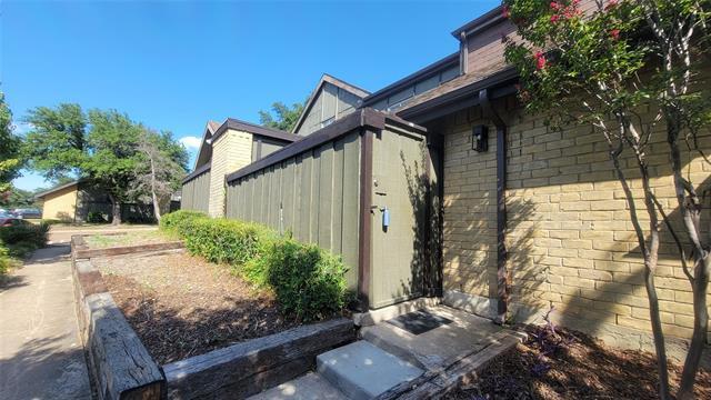 Primary Photo - 4651 Country Creek Dr