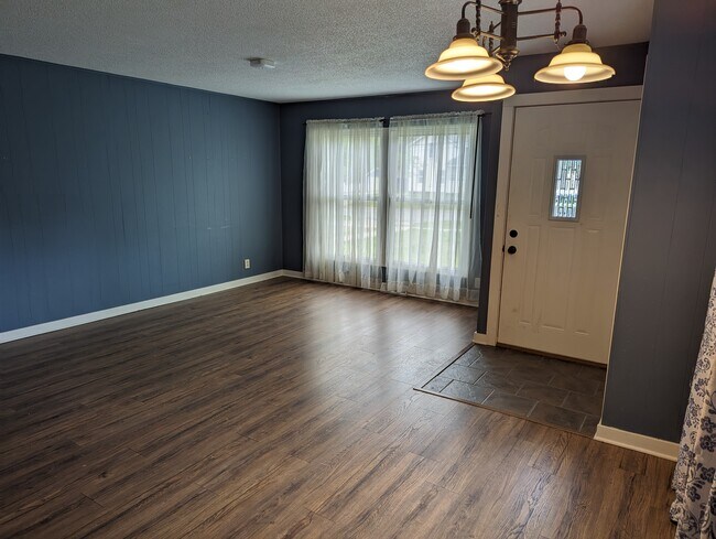 Foto del edificio - 617 W Montcalm St