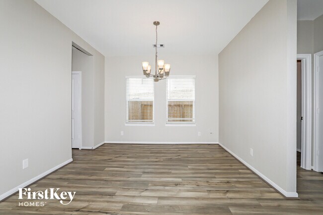 Foto del edificio - 16315 Westley Ridge Dr