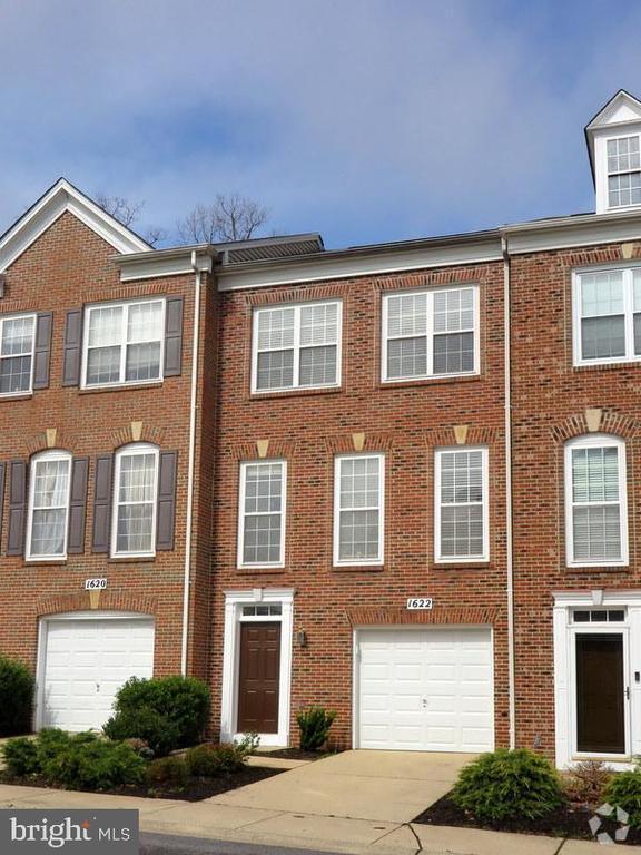 Building Photo - 1622 White Oak Vista Dr